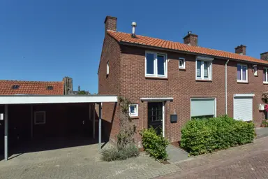 103m2 house to rent for 1750€/month in Doctor van Wamelstraat 4, Oirschot