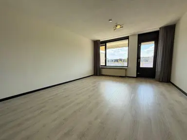 76m2 flat to rent for 1595€/month in Fuutlaan 37, Capelle aan den IJssel