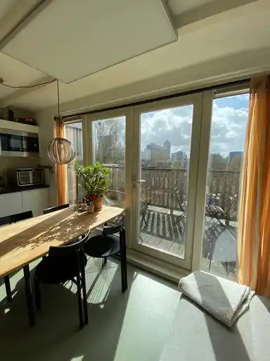 25m2 studio te huur voor 1400€/maand in Bessemerstraat, Amsterdam
