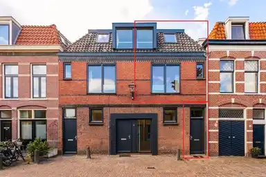 91m2 Appartement à louer pour 2450€/mois à 't Krom, Haarlem