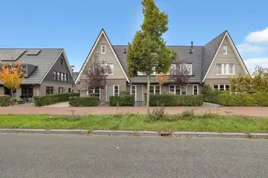 127m2 Haus zur Miete für 2350€/Monat in Laantje van Oversteegen, Blaricum