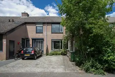114m2 maison à louer pour 1650€/mois à Reyershaag 36, Maastricht