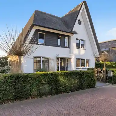 201m2 Haus zur Miete für 5500€/Monat in Blaricum