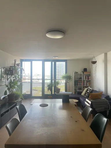 85m2 room to rent for 1100€/month in Baron G.A. Tindalplein, Amsterdam