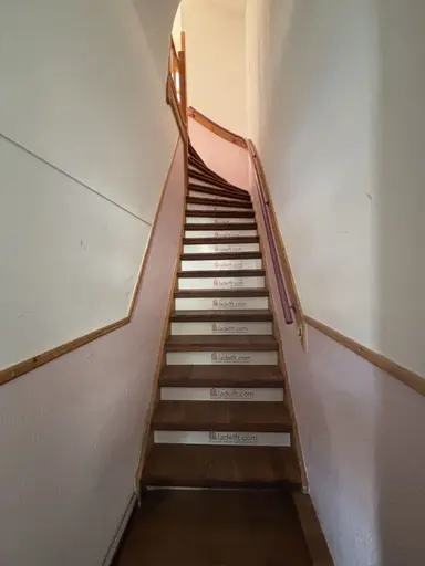 0m2 flat te huur voor 2000€/maand in Julianalaan 49, Delft