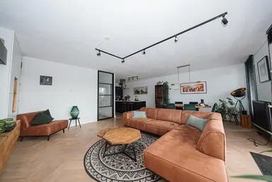 96m2 flat to rent for 2750€/month in Willem Augustinstraat 141, Amsterdam