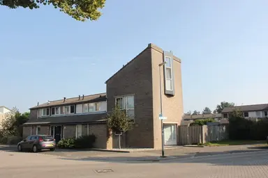 90m2 house to rent for 1695€/month in Bosuil, Etten-Leur