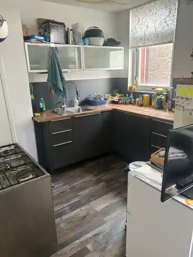 11m2 Kamer te huur voor 590€/maand in West-Varkenoordseweg, Rotterdam