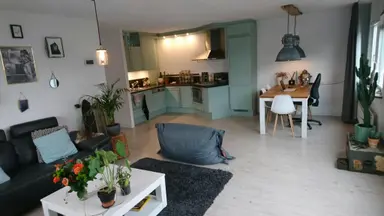 72m2 apartment to rent for 2300€/month in Bergweg, Rotterdam
