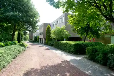 27m2 studio to rent for 780.88€/month in Kralingse Kerklaan 490, Rotterdam