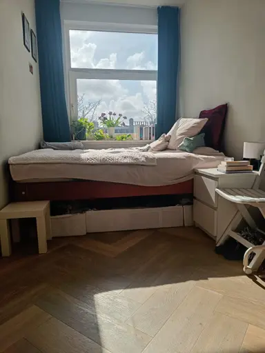 12m2 Kamer te huur voor 543€/maand in Laan van Meerdervoort, The Hague