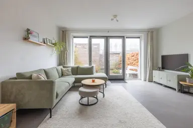 110m2 maison à louer pour 2350€/mois à Fanny Blankers-Koenstraat 7, Weesp