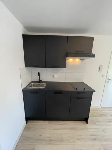 15m2 room to rent for 550€/month in Johan van Reesstraat 8A, Enschede