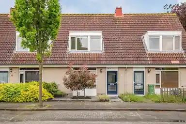 110m2 huis te huur voor 1750€/maand in Kaasjeskruid 25, Zeewolde