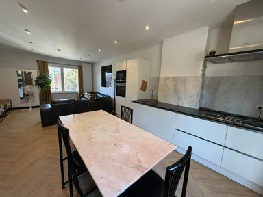 57m2 Appartement te huur voor 1400€/maand in Statensingel 146B, Maastricht