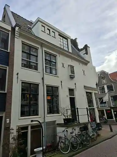 44m2 Chambre à louer pour 512€/mois à Eerste Leliedwarsstraat 11, Amsterdam
