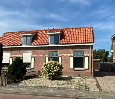 71m2 maison à louer pour 952.33€/mois à Nieuweweg 49, Doetinchem