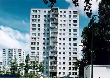 63m2 Appartement à louer pour 870.87€/mois à Drentheplantsoen 297, The Hague