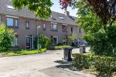 102m2 apartment to rent for 1296€/month in Zwaluwborch, Rosmalen