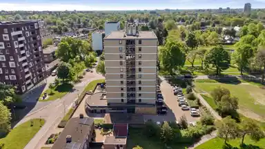 49m2 flat to rent for 704.92€/month in Nijkampenweg 305, Emmen