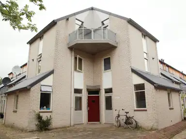 30m2 apartment to rent for 666.37€/month in Parelplein 13, Middelburg