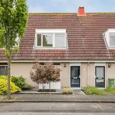 110m2 huis te huur voor 1750€/maand in Kaasjeskruid 33, Zeewolde