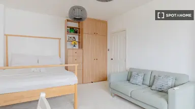 0m2 Appartement te huur voor 2000€/maand in P.L. Takkade, Zaandijk