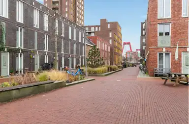 116m2 huis te huur voor 2950€/maand in Brouwhuisstraat, Rotterdam