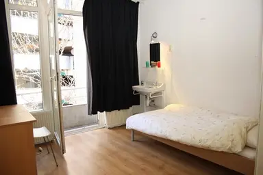 16μ² Διαμέρισμα προς ενοικίαση για 815€/μήνα σε Leeuwenstraat, Rotterdam