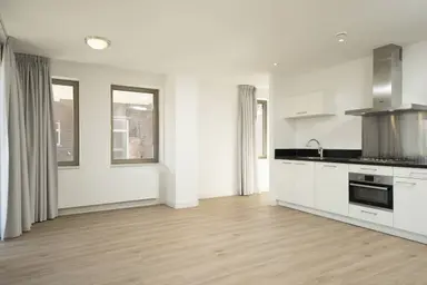 95m2 Appartement te huur voor 1850€/maand in Badhuisweg, The Hague