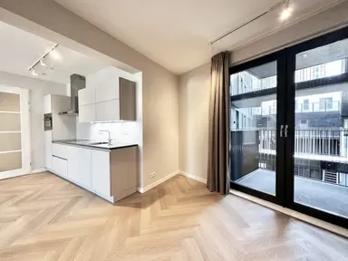 74m2 Appartement te huur voor 2575€/maand in Lutonhof 2, Amsterdam