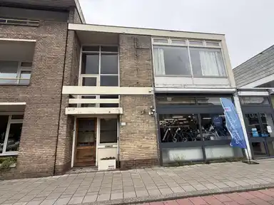 110m2 apartment to rent for 2250€/month in Schoolstraat, Voorschoten