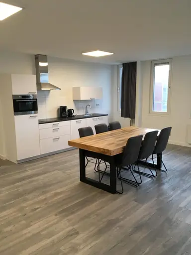 110μ² Διαμέρισμα προς ενοικίαση για 1795€/μήνα σε Piet Heinstraat, Enschede