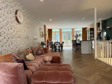 129m2 Wohnung zur Miete für 4000€/Monat in Eerste Helmersstraat, Amsterdam