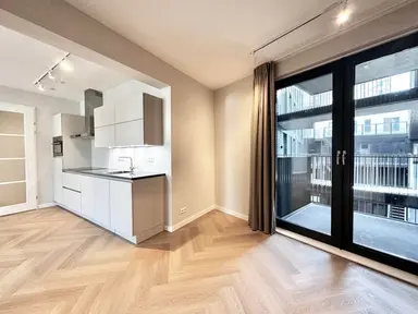 74m2 flat to rent for 2575€/month in Lutonhof, Amsterdam