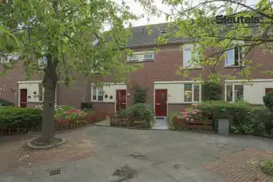 68m2 house to rent for 765.55€/month in Roosje Voserf 22, Voorschoten