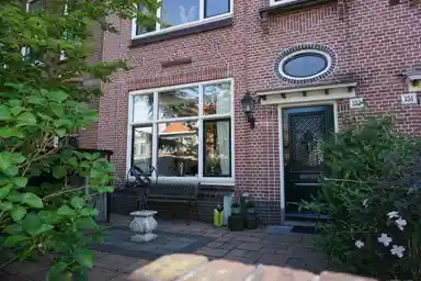 176m2 house to rent for 3450€/month in Hoge Rijndijk, Leiden