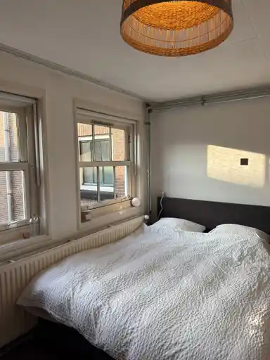 16m2 Chambre à louer pour 694.39€/mois à Asstraat 90, The Hague