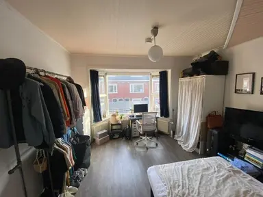 18m2 Kamer te huur voor 570€/maand in Van der Waalsstraat, Groningen