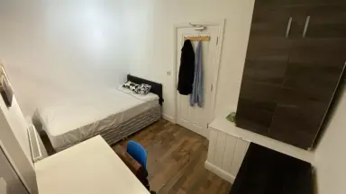 120μ² Δωμάτιο προς ενοικίαση για 1110€/μήνα σε Hoekse Hillweg, Rotterdam