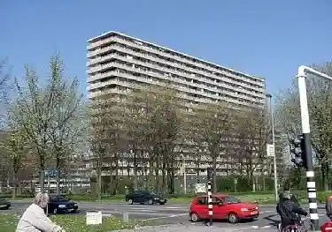 53m2 apartment to rent for 916.42€/month in Dirk Costerplein 62, Delft