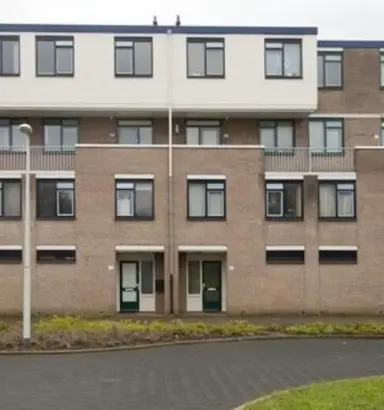 101μ² Διαμέρισμα προς ενοικίαση για 1400€/μήνα σε Pannerdenstraat 11, Amsterdam