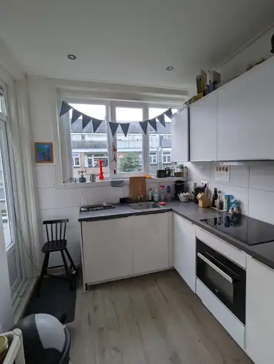 15m2 Kamer te huur voor 600€/maand in Van Eversdijckstraat, Rotterdam