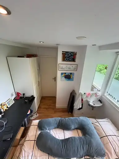 12m2 Kamer te huur voor 716€/maand in S. F. van Ossstraat 134, Amsterdam