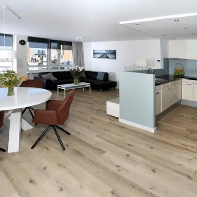 93m2 apartment to rent for 2695€/month in Gevers Deynootweg, The Hague