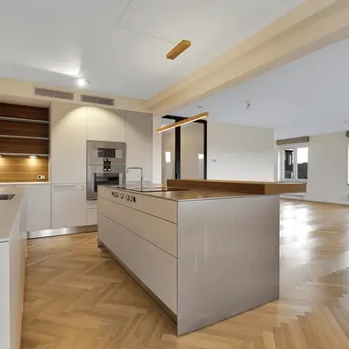 125m2 apartment to rent for 2850€/month in Frederikstraat, The Hague