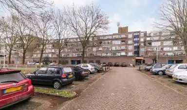 84m2 apartment to rent for 1069€/month in Urkwal, Almere