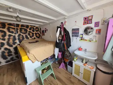 11μ² Δωμάτιο προς ενοικίαση για 349€/μήνα σε Deurningerstraat, Enschede