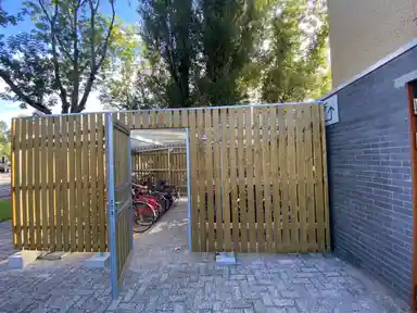 88μ² Διαμέρισμα προς ενοικίαση για 1745€/μήνα σε Bachstraat 23, Leiden