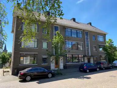 80m2 Wohnung zur Miete für 1625€/Monat in Albertus Perkstraat, Hilversum